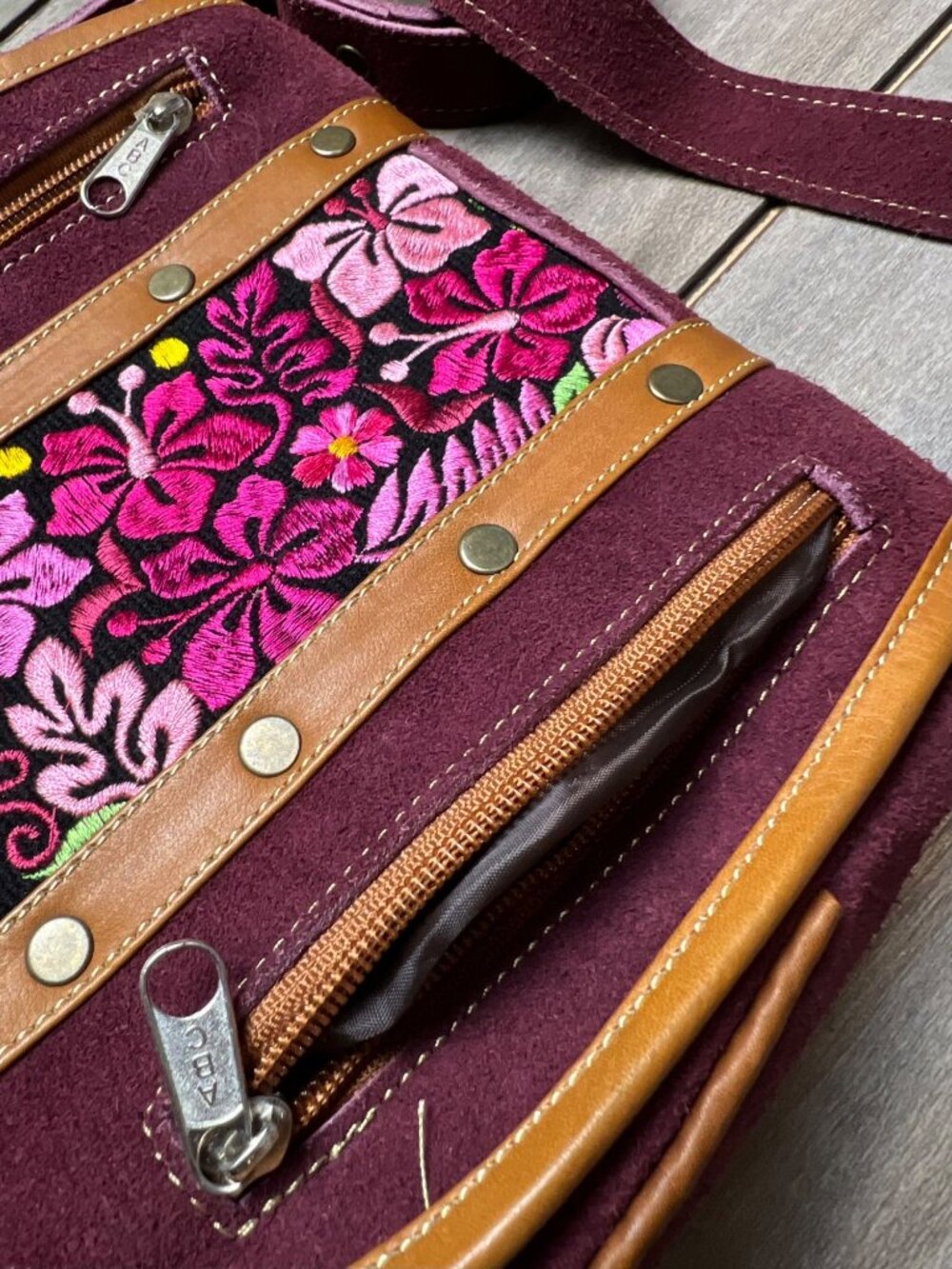 Lema Aparina Embroidered Suede Purse - Picture 6 of 13